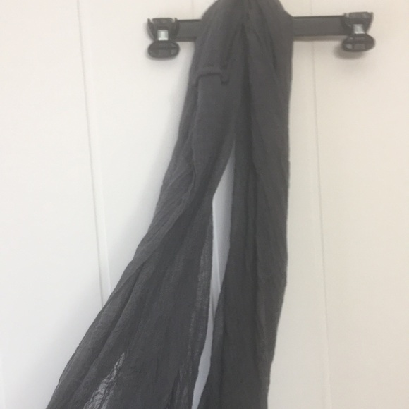 Beautiful Long ladies scarf H&M buy one get 2 free - Picture 11 of 12